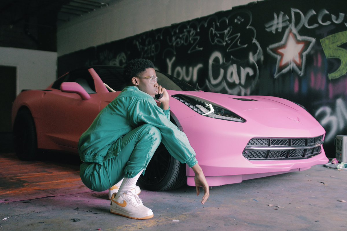 Shawn_Cotton's tweet photo. BRAND NEW PINK WHIP!!! I quit my job with $27 dollars in my bank account.... If I can do it, u can to! 📸 @DanceDailey https://t.co/apW3FlgGk7