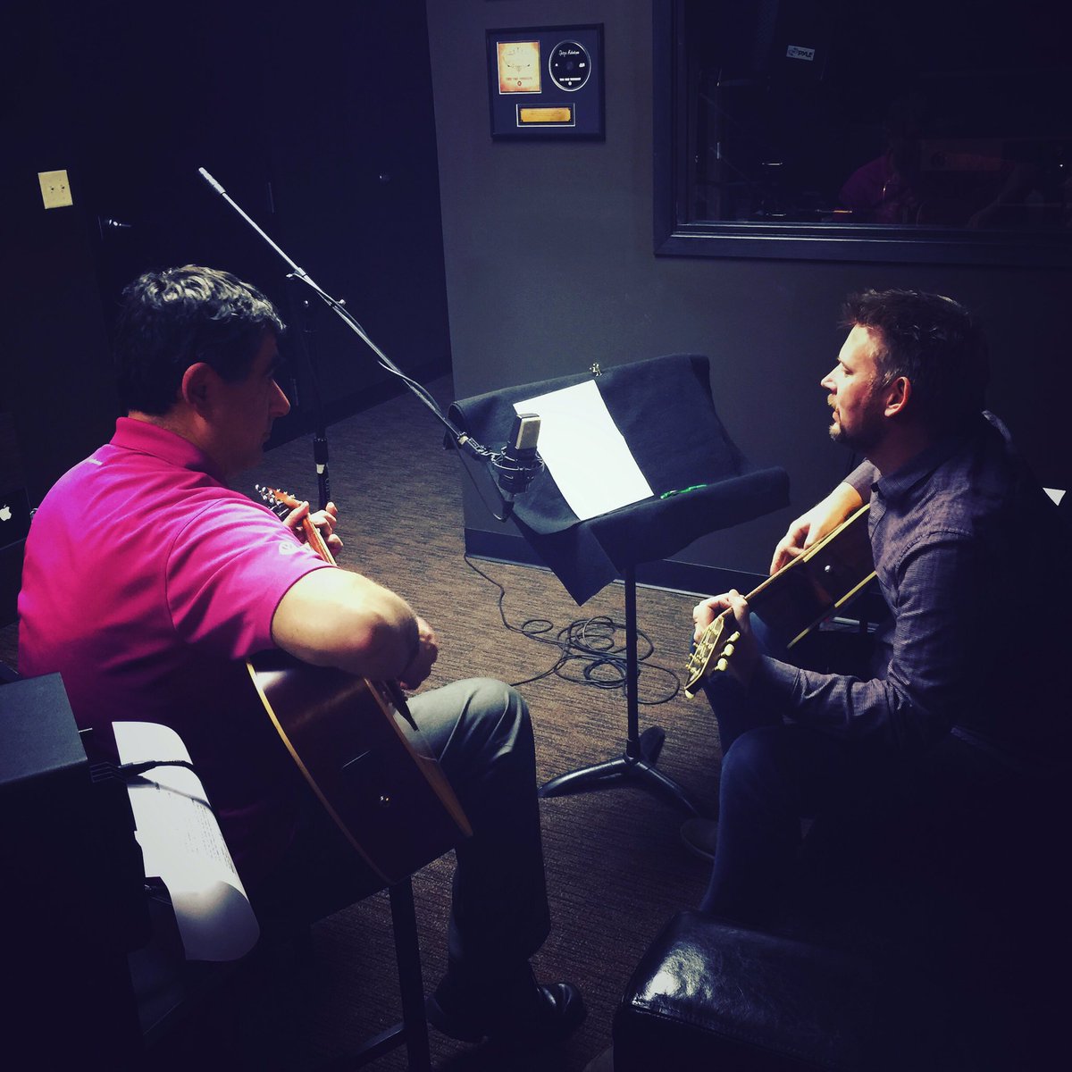 ZyfyBand's tweet photo. Writing session! #zero #songwriting https://t.co/4qDa5ccln4