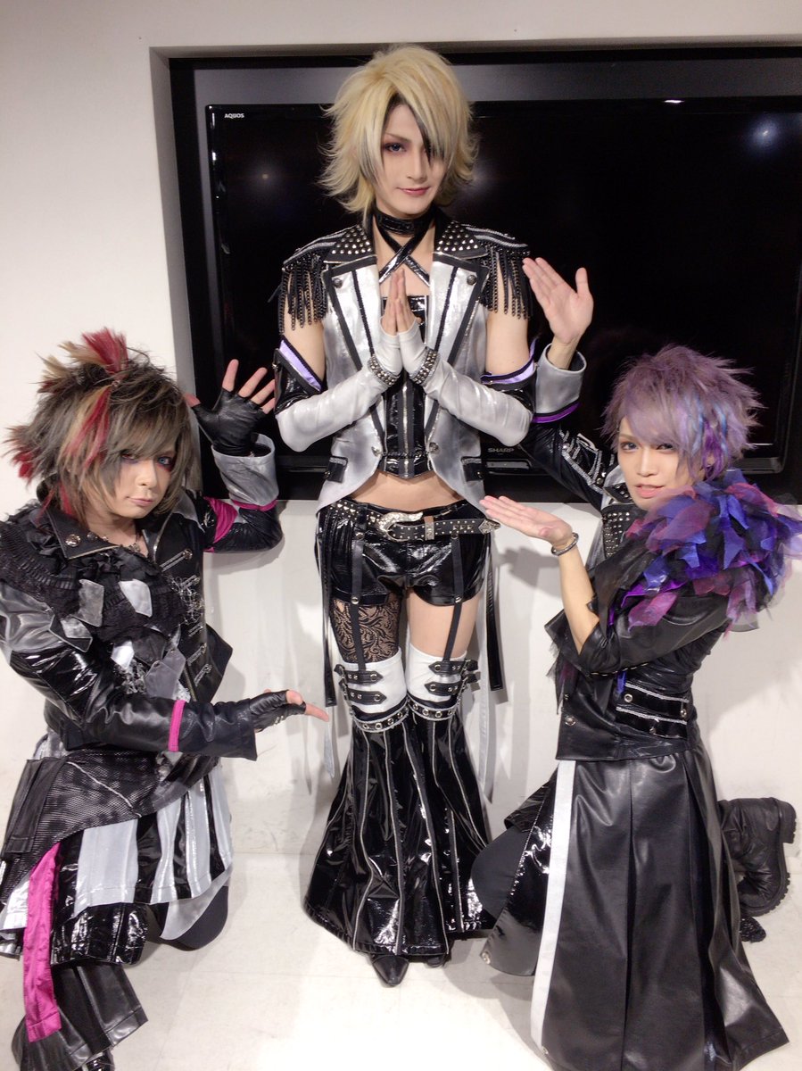 Littlehearts Twitter પર 新宿店 Purple Stone ポイズンチョコレート 予約イベント終了しました 本日はこの後はruido K4にてgak祭 Gakさんお誕生日おめでとうございます ポイズンチョコレートは2月1日発売です たくさんのご参加ありがとうご