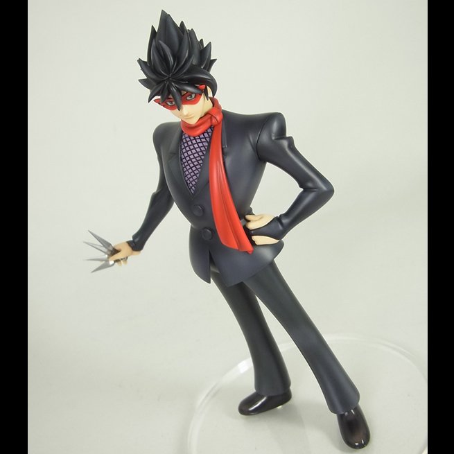 hira282828's tweet photo. 直近に作られた孔明はゲス顔でないのがちょっとがっかりですが、過去に作られたカワラザキとかレッドはいい感じに仕上がってますねー。 https://t.co/tLKTf66Ihu