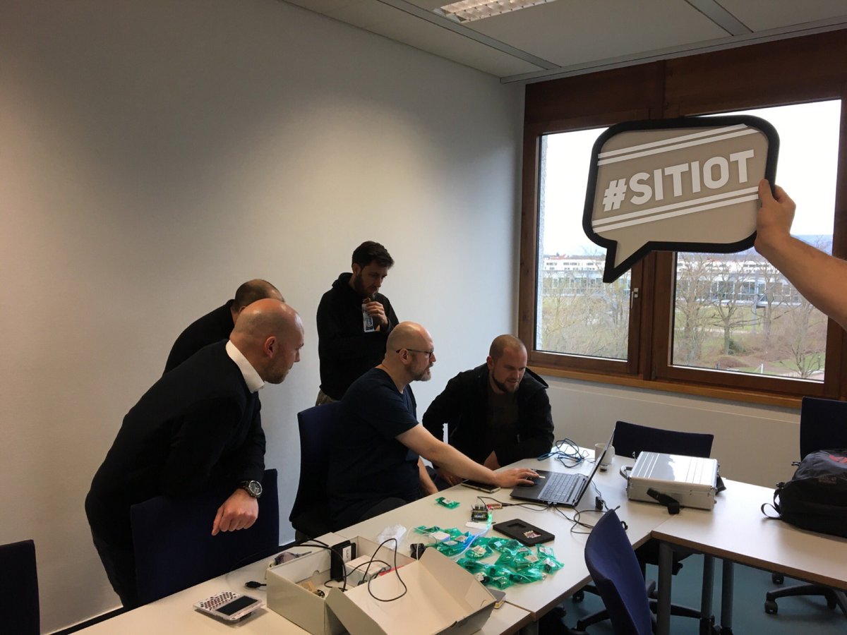 CBasis's tweet photo. Team #sitIOT splitted into subteams for improving SAPInsideTracks by Voice and VisualEffects #SAPHackAndPlay https://t.co/zcRRirOSl2