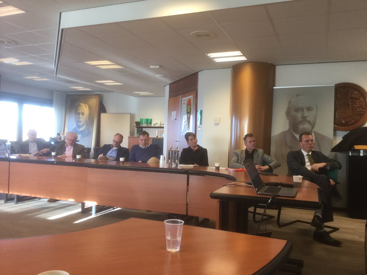 Collega <a href="/ErikLievers/">Erik Lievers</a> v Overijssel samen met veel bedrijven uit Twente op bezoek bij <a href="/GroeneCirkels/">Groene Cirkels</a> <a href="/Heineken_NL/">Heineken NL</a> <a href="/WUR/">Wageningen U&R</a> om van elkaar te leren