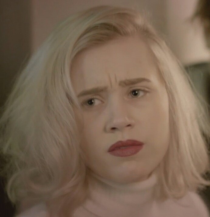 _annnsophie's tweet photo. "Skam will until further notice not be available outside norway." https://t.co/iNNf8dWfsZ