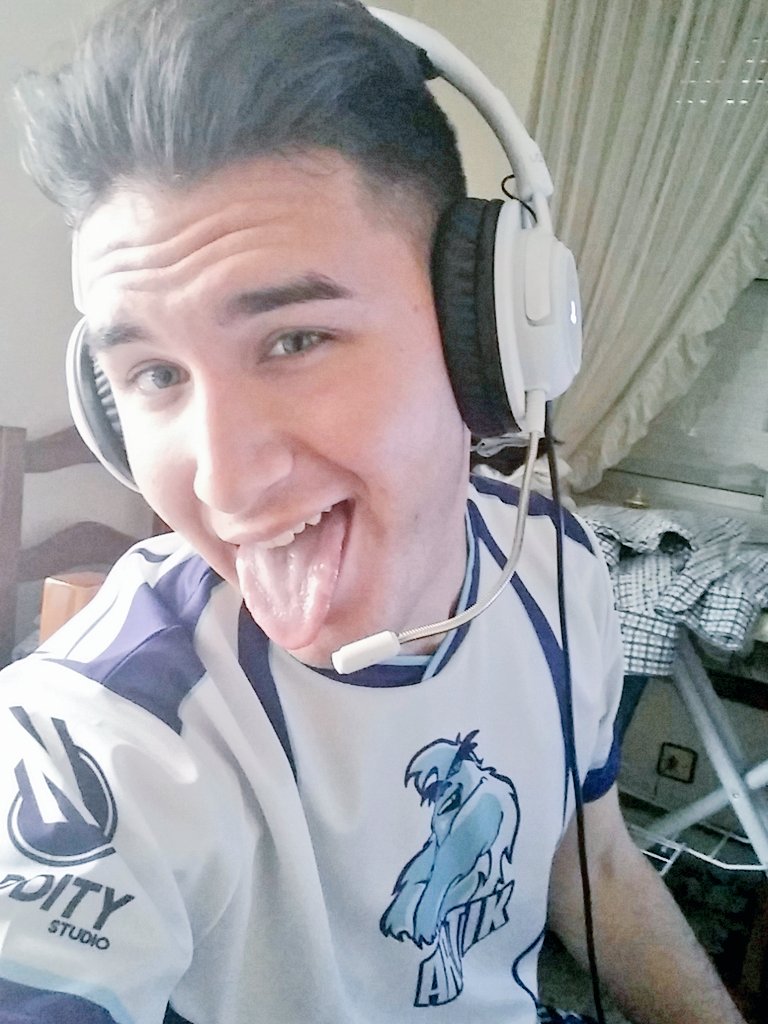 Ya tenemos la camiseta de <a href="/TeamArtiK/">artik team!</a> muchísimas gracias equipo! A darle duro con ella.