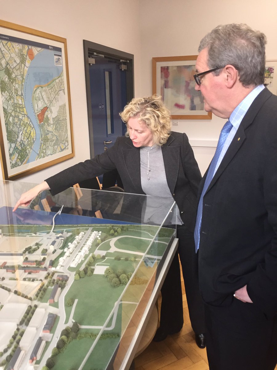 Learning about Derry-Londonderry history at <a href="/YourEbrington/">YourEbrington</a>