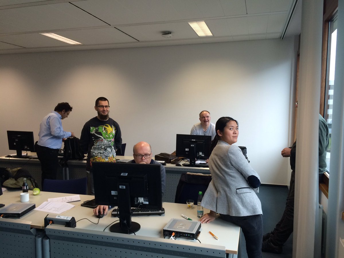 fredverheul's tweet image. Teams hard at work part 1 #SAPLearnHackPlay