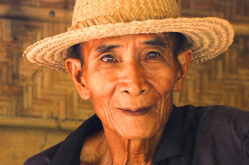 Getting old is prestigious, more stories