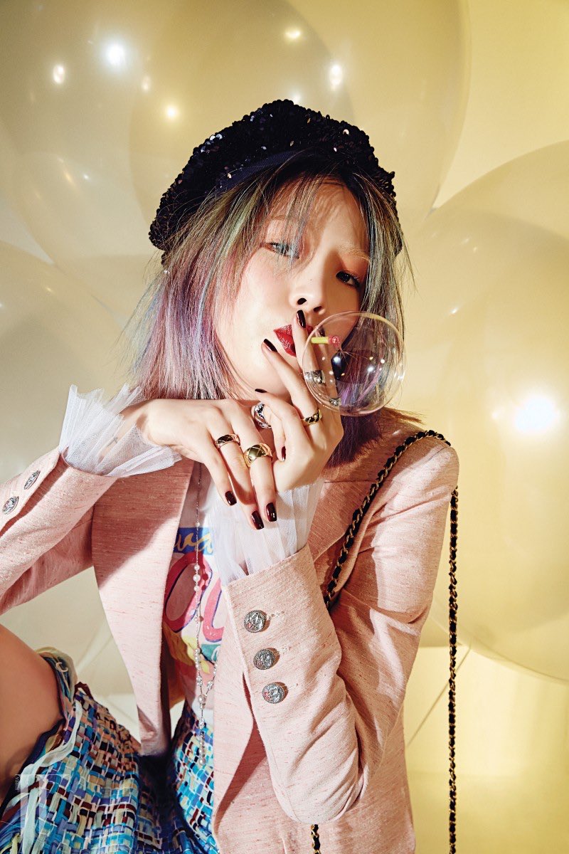 ireneisgood's tweet photo. #WKorea January issue with @CHANEL #CocoCrush #Chanel https://t.co/zyG1VgYweX