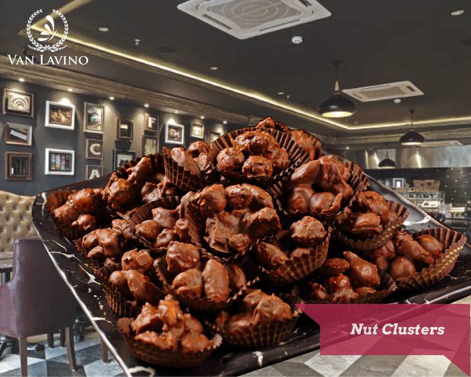 VanLavino's tweet photo. Are you nuts about nuts? Roasted nut slithers, smothered in our smooth couverture chocolate..π«π Van Lavino
#NutClusters #Chocolate https://t.co/oLlxWFDdOZ