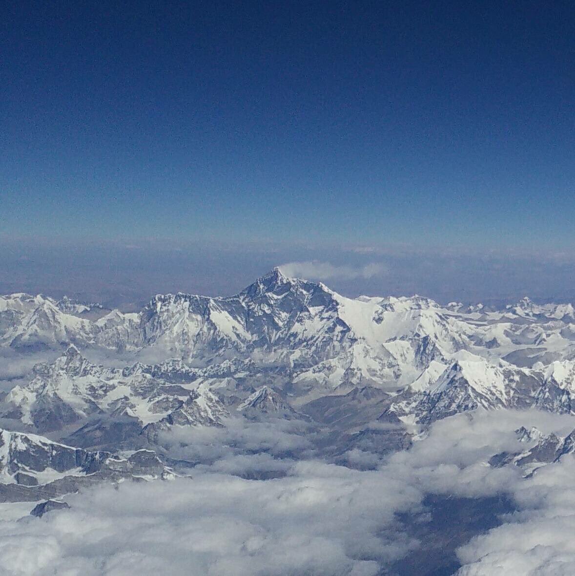 GlobeParacord's tweet photo. A clear view of Mt. Everest from Paro-Delhi Flight. 

#ItsMyAdventure https://t.co/As2vh7pwNR