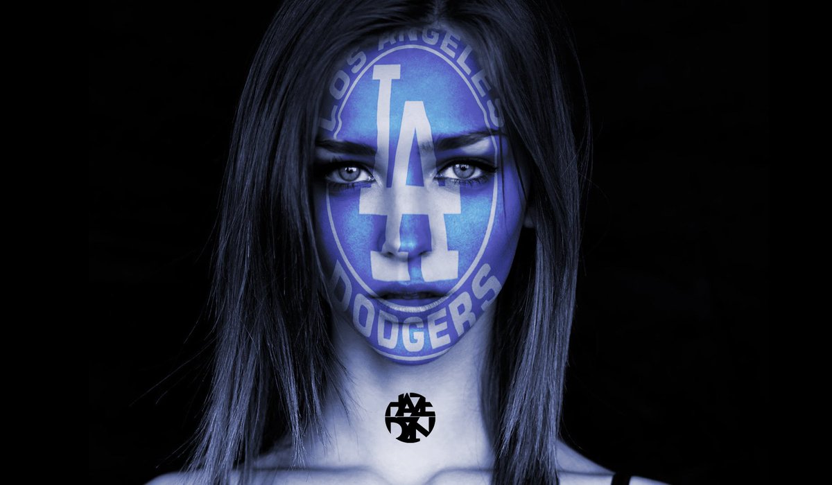Haze_Graphics's tweet image. Facepaint design :)