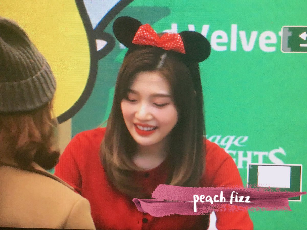 PEACH__FIzz's tweet photo. 170113 세상에서 제일 예뿐 쥐🐭 https://t.co/xDQtPizId6