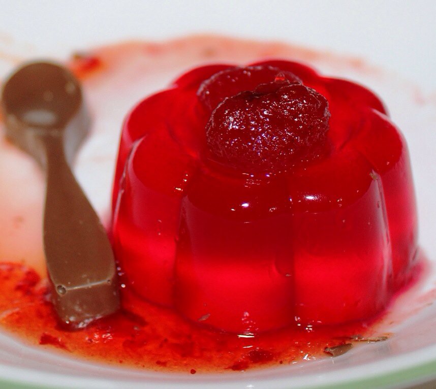 entreetodessert's tweet photo. This recipe is 100% veg, makes about 4-5 servings of delicious fruity jelly!

Recipe link: https://t.co/WyR3kKUs35 https://t.co/dMEL4JkvTG