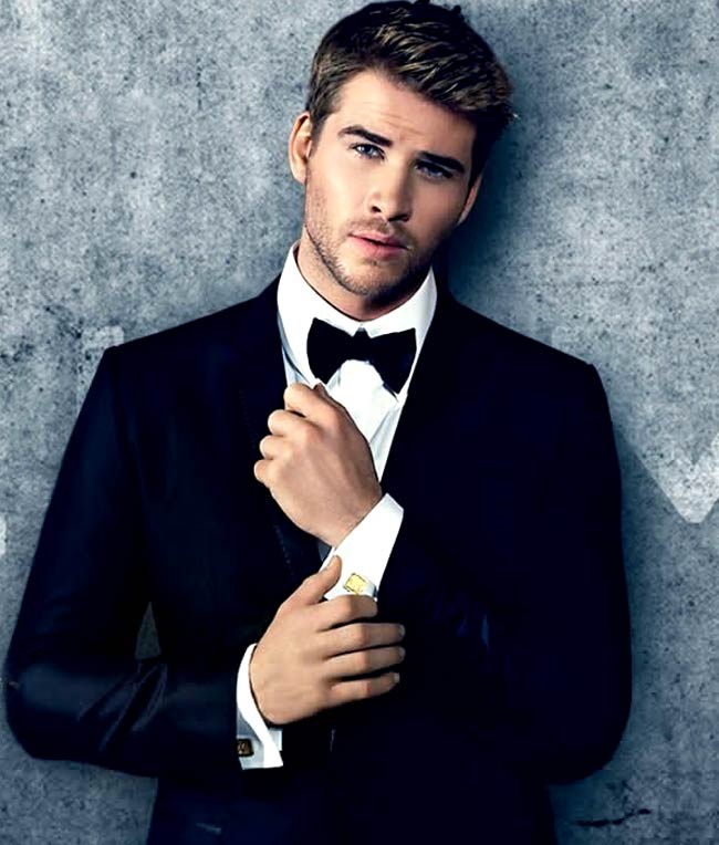 Happy Birthday to Liam Hemsworth, who turns 27 today! 