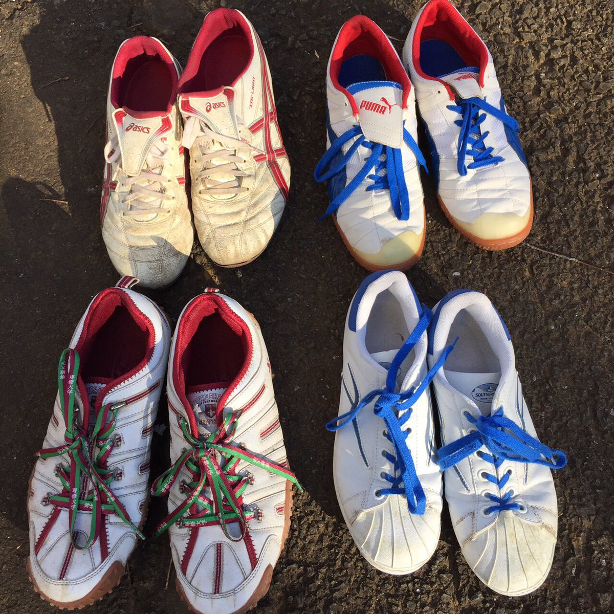 fmp_kanbu's tweet photo. 誰のかわからないシューズめっちゃあるんで今日から1ヶ月たったら処分しまーす、自分のやつあったら幹部に言ってください〜 https://t.co/z7GeXMCkt6