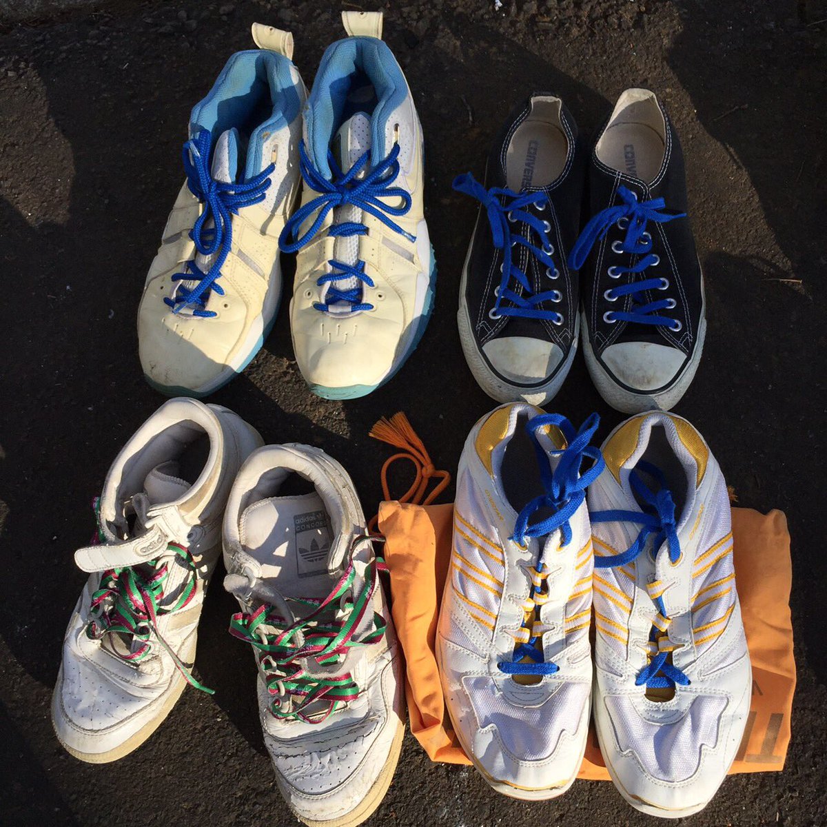 fmp_kanbu's tweet photo. 誰のかわからないシューズめっちゃあるんで今日から1ヶ月たったら処分しまーす、自分のやつあったら幹部に言ってください〜 https://t.co/z7GeXMCkt6