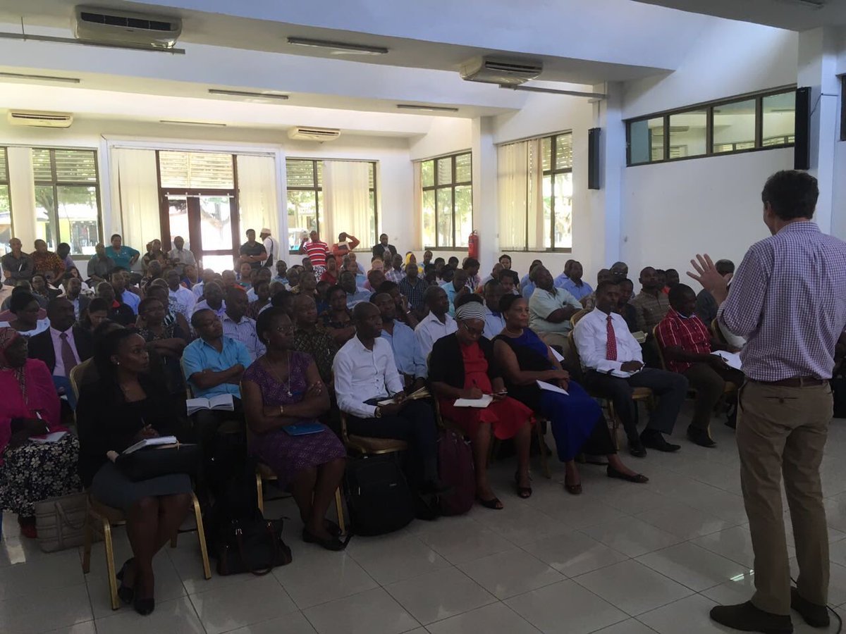 DKAmbTanzania's tweet photo. 100+ participants at info mtng in COSTECH #tanzania on funding for Danida research Info on https://t.co/XnU5gm8xSU https://t.co/2F1WO0kiGg