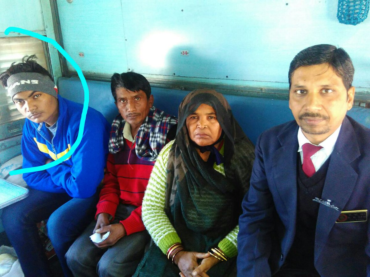 RailMinIndia's tweet photo. We r at ur service 24×7, A total of 1000+ Passenger's medical calls attended across country in a ten days #Promisesinmotion https://t.co/RW52hUOmW0