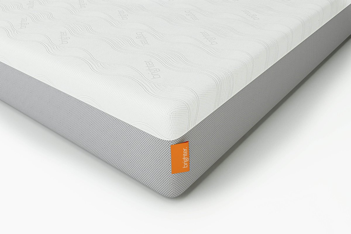 Morning lovely people! Do you have a brighter mattress in your life? Here is why you need one bit.ly/2iphmXK