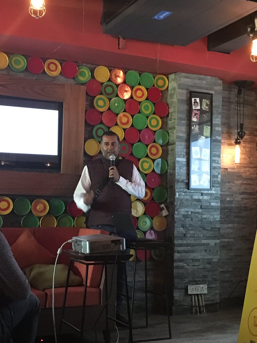 nitika_bh's tweet image. #UCWeb helped me get a lot of reach on my content and let me write freely - @chetan_bhagat @UCNews_India #wemediameetup #ucnews