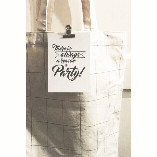 Altíjd leuk om blije berichten te mogen ontvangen! 👍🏻😉 #thereisalwaysareasontoparty #StudiovanDD #canvastas #grid