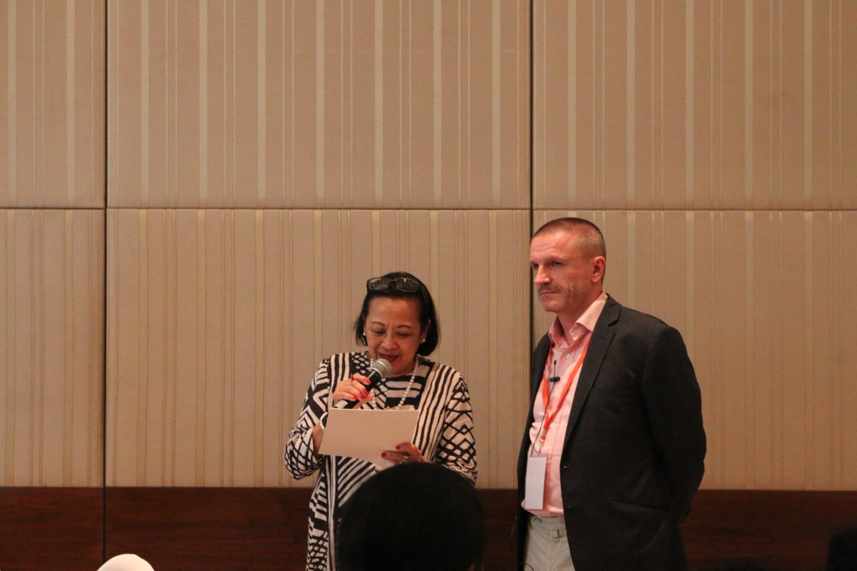 TEDA_in's tweet photo. AIC-I 'hackathon' at the @EduworldPortal Conference on how ECE owners and managers might attract and retain good teachers. #EWECE #ewece17 https://t.co/HrQewzX0kR