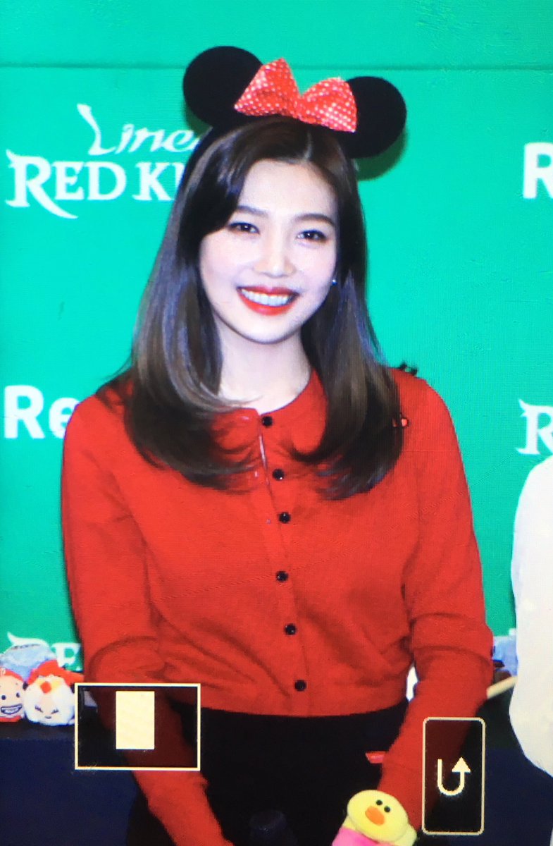 PEACH__FIzz's tweet photo. 170113 코엑스에 미키언냐가 https://t.co/rFCq22IpxL
