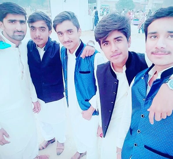 PathanShahab's tweet photo. تو گل نہ کر ہتھیاراں د ی،،،
سانو ں فل سپورٹ اے یاراں د ی،،،
 #Pathan's👑 https://t.co/MjW2vyL9iW