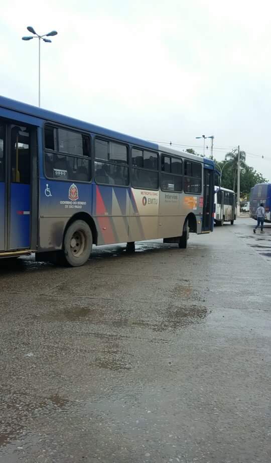 MOBILIDADECOTIA's tweet photo. Ônibus intermunicipais rodando com valores antigos em Cotia nesta sexta feira. #EMTU #CotiaeRegiao #Transporte  #Ônibus #Intervias https://t.co/sMyQyQlJFU