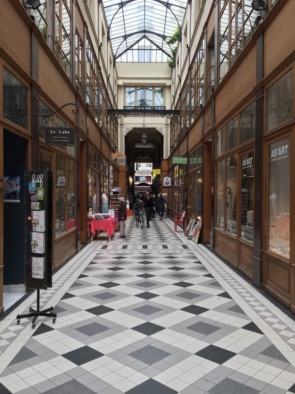Jlbiet's tweet photo. PARIS (75002) : boutique à céder de 41 m² https://t.co/E6hi3kWXLE https://t.co/L3oy3sIwQo https://t.co/zjTkGGhDiN