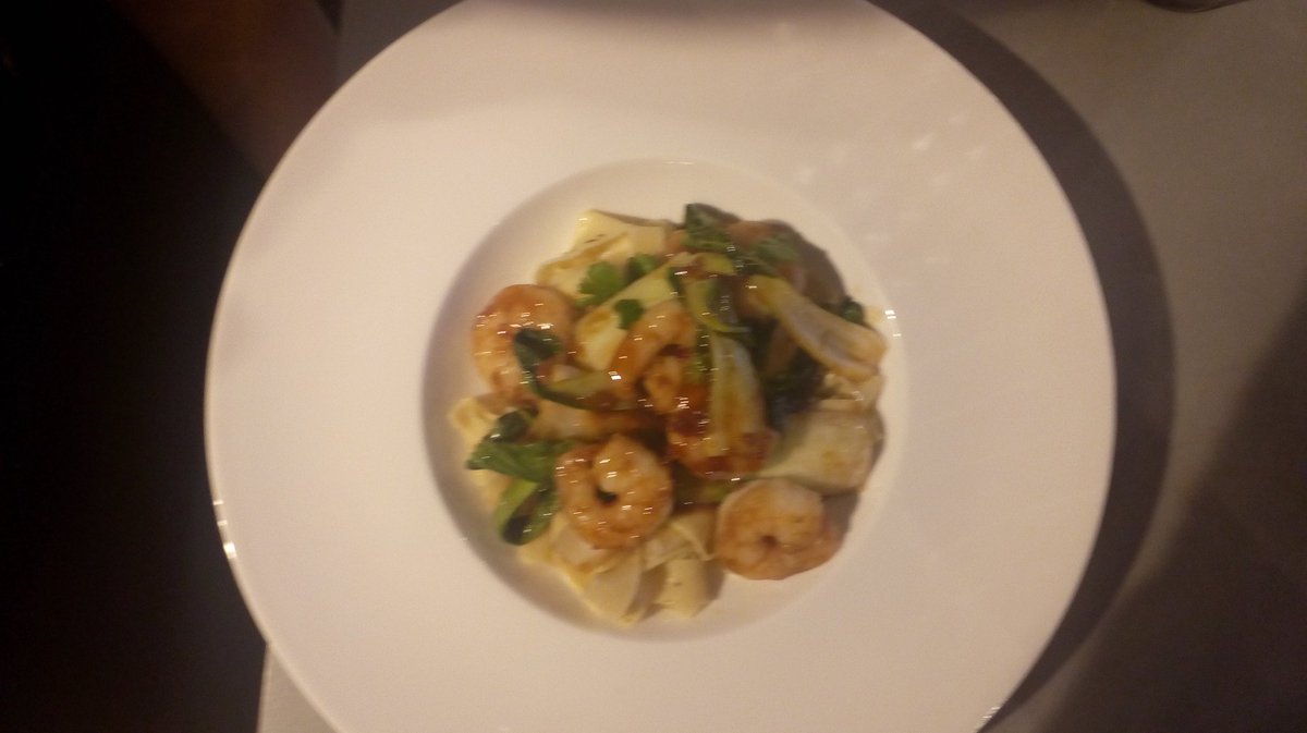 MattAll82111727's tweet photo. @CafeApron thank you so much for your hospitality yesterday, the whole experience was amazing.. yummy all three courses 👌🍴🍷🚁✈👏🙌 https://t.co/5SYUYqLmFh