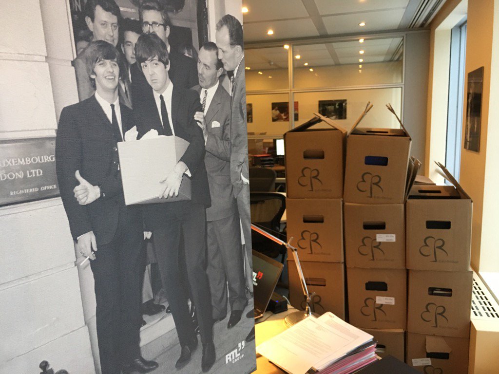 OliverFahlbusch's tweet photo. A moving day... Even the Beatles are #readytomove #RTLCity #RTLhistory @rtlgroup https://t.co/eu4ItbwTye