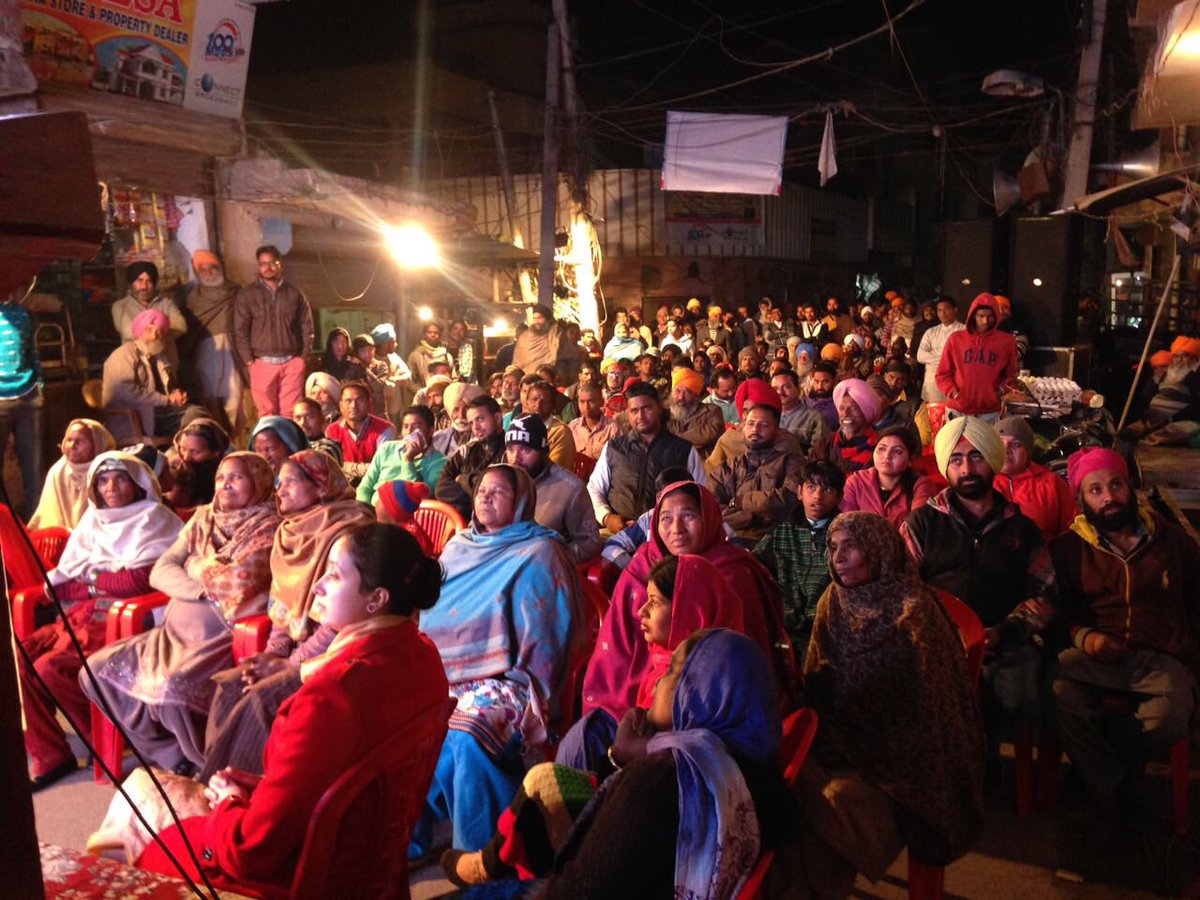 mandeep_manna's tweet photo. @capt_amarinder @punjabpcc @PunjabDaCaptain @Barmer_Harish @VBrarPPCC Mohkampura Chowk ,Mohkampura , Shri Amritsar Sahib (East) on 12th Jan https://t.co/GcS579cxoY