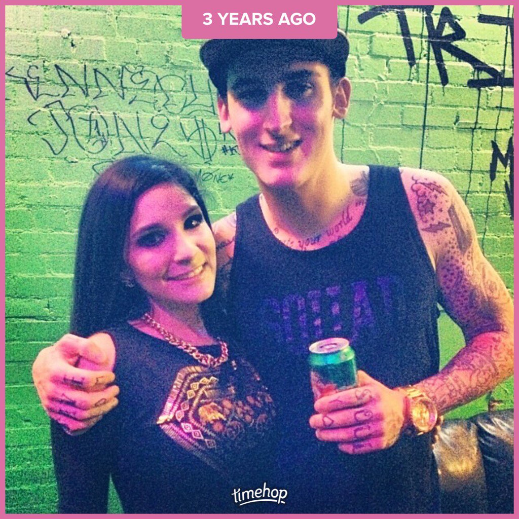 neverlove2much's tweet photo. @Whodafuxcrichy you look young af :) https://t.co/Jqs6pWdNot