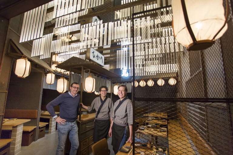 NozomiSushiBar's tweet photo. ¡Abrimos @hikariyakitori! Nuestro nuevo local, un auténtico #yakitori nipón, abrirá el jueves 19. En @GuiaHedonista os lo contamos todo 😀 https://t.co/UBrc3axaUj