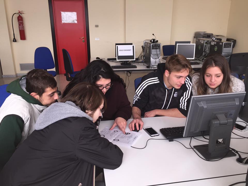 FutureProject4's tweet photo. Diamo il via al secondo step del progetto di OpenCoesione
 #ASOC1617 https://t.co/mdzt6zXa6o