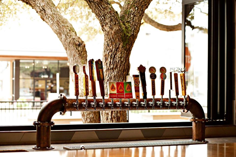 ChisosGrill's tweet photo. Try our beers on tap during Happy Hour! https://t.co/dxIuFW5TyQ https://t.co/ZeSghamxkw
