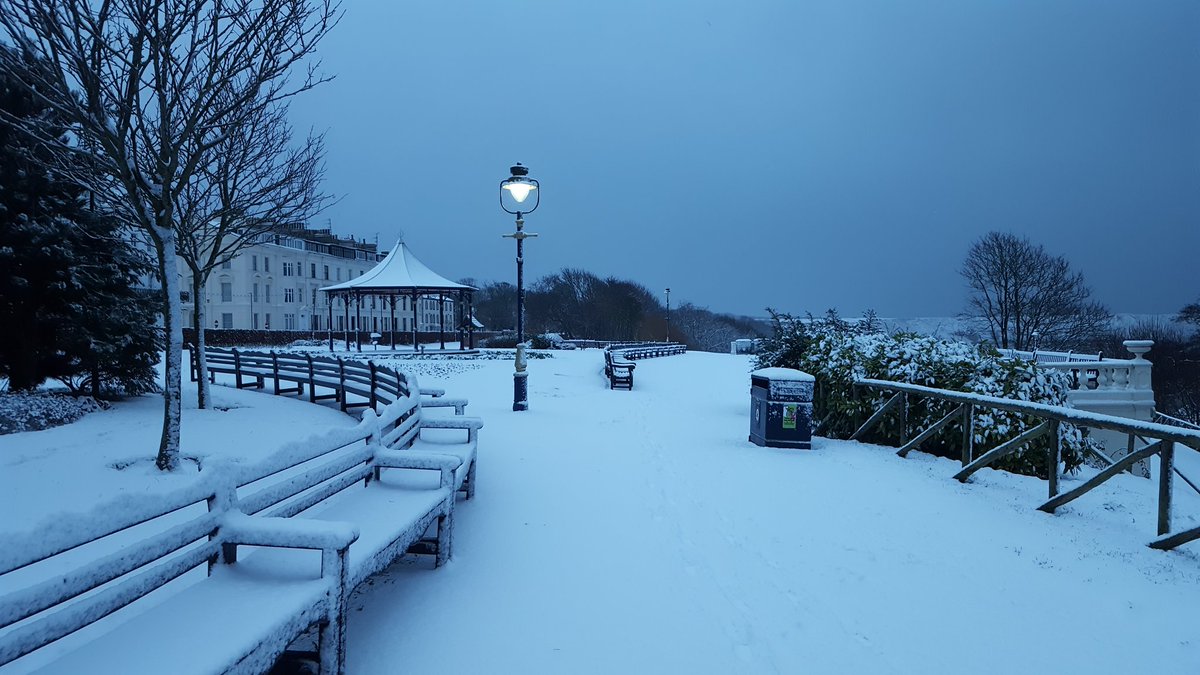 OfficialFiley's tweet image. We have snow #filey #yorkshire #fileybay #eastcoast #northyorkshire #tourism #photography #snow