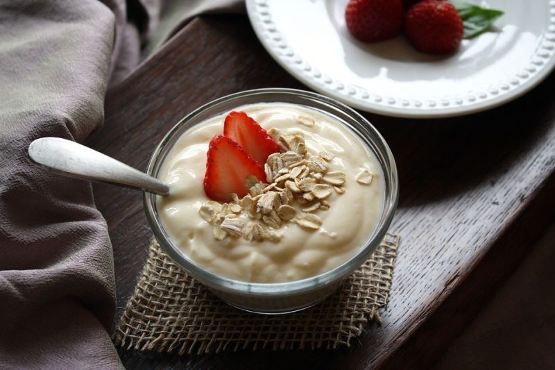 💖yogurt? Watch out for these 1⃣5⃣ yogurt loaded with sugar 🍯 buff.ly/2j0iI9G #LeckerLabs to #LiveWell