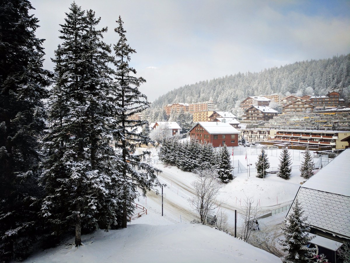 MTNTRVL's tweet photo. Thank you to everyone who made the first European Mountain Travel Summit a reality. We'll see you in @cransmontana in 2018! #EMTS2017 https://t.co/K55Jekhjg1