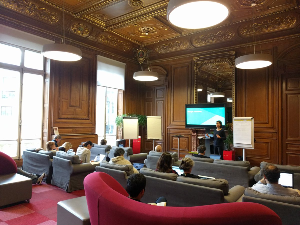 ManueRoss's tweet photo. C'est parti pour une nouvelle journée de formation #AdGrants et #YouTube avec les Assos du #ContreDiscours chez @google !
#mentorat #TMTF https://t.co/mLtlE0v0PL
