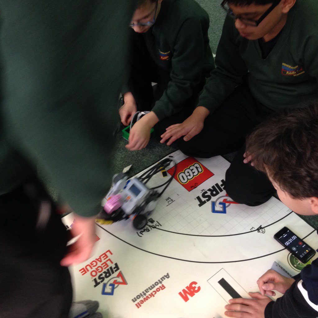 adsdixon's tweet photo. Privileged to see my old school competing in the North Tyneside Lego League #FLL #LifeAtCapgemini https://t.co/x2izAXl3E6