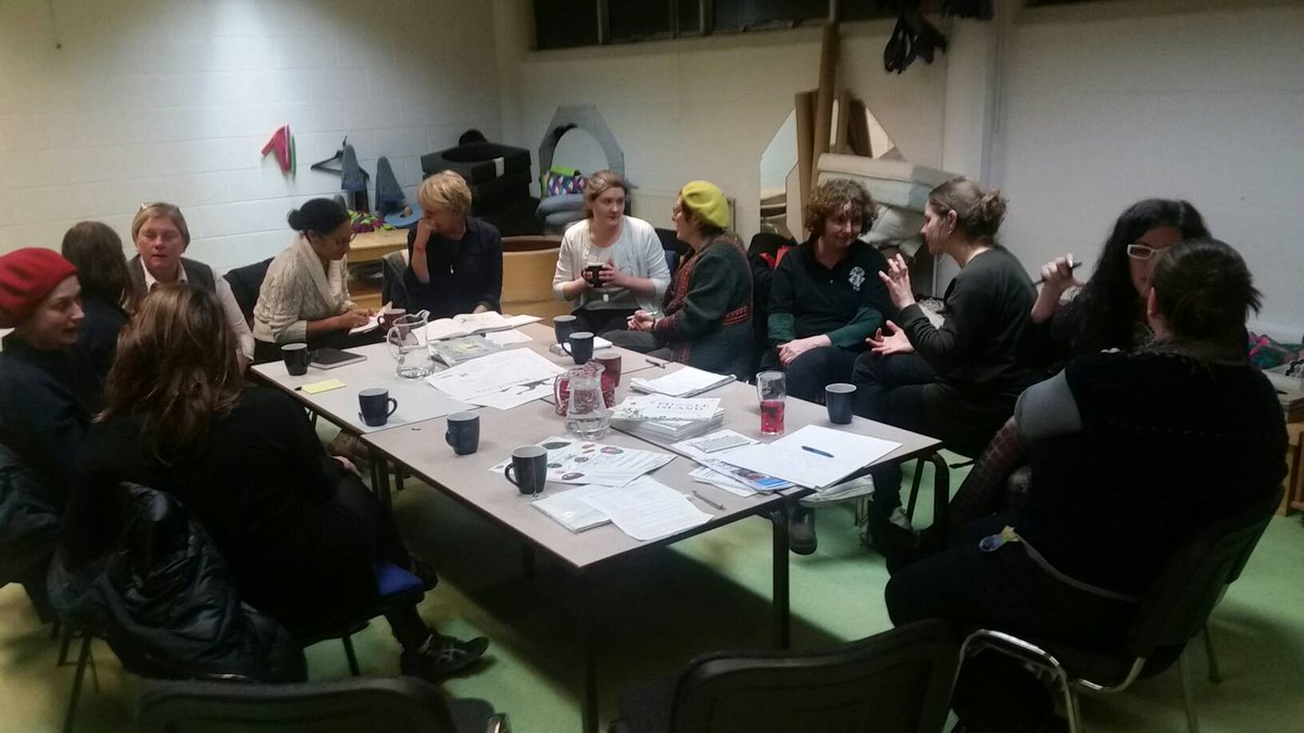 LearningHello's tweet photo. Thanks @ScrapstorePlay for hosting connect event last night. Conversations on reducing transport costs and #bristolcurriculum. https://t.co/GkhpNEQ1R3