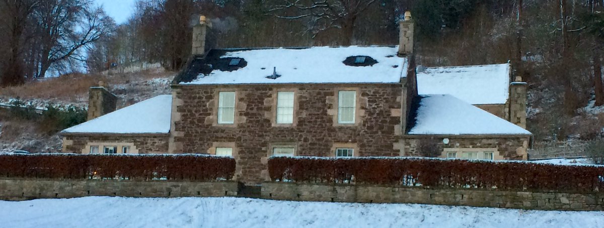 catbateson's tweet photo. Snowy twilight @newlanarkwhs - stepping back into the past with an added wintry atmosphere! #nofilter #historyinthecold #snow https://t.co/192nq2W0HX