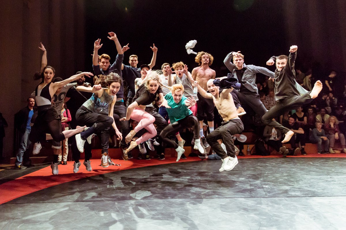 HELLERAU's tweet photo. Leidenschaftlich, kreativ und intensiv: Morgen, #FloorOnFire #BattleOfStyles #LoveDance #PureEnergy @LeipzigBallet @thesaxonz @Tanznetz_de https://t.co/KVHvAIVP15