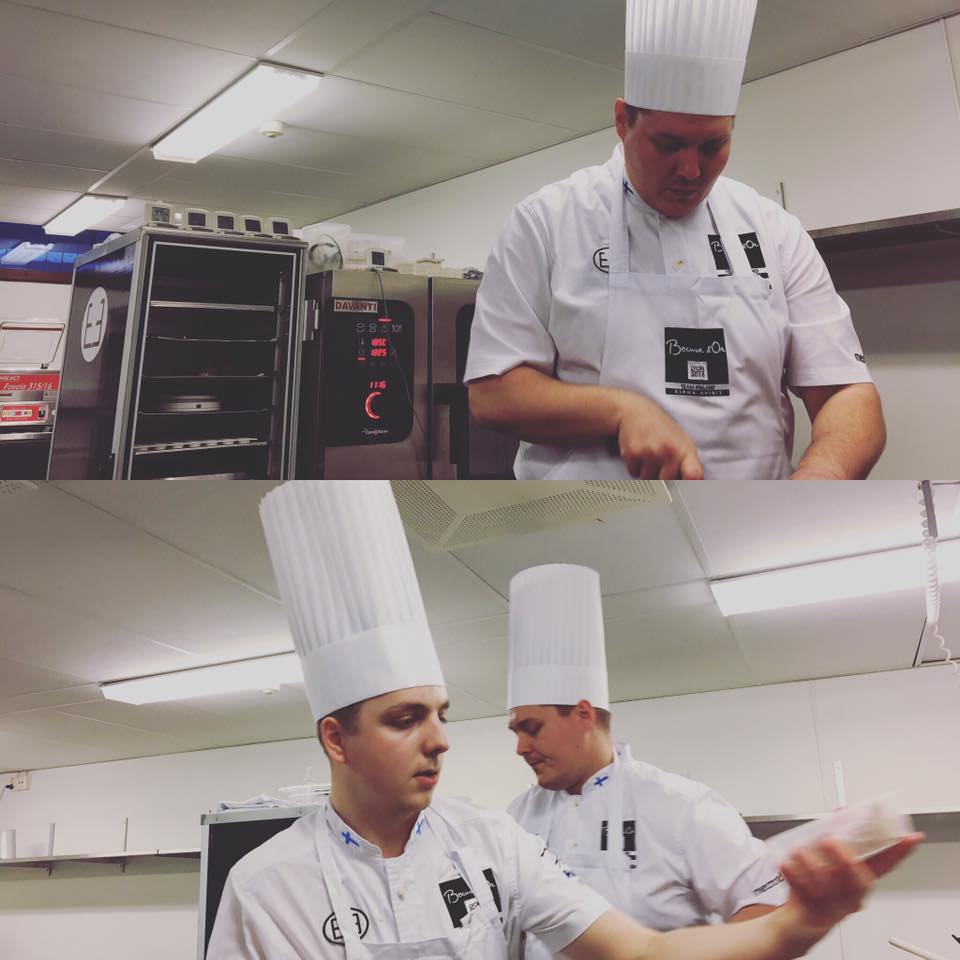 Eero ja Miikka treenaamassa Haagan keittiössä 💪

#bocusedor #bocusefi #eerovottonen #goingtosirha <a href="/P2BHaaga/">Place to be Haaga</a>