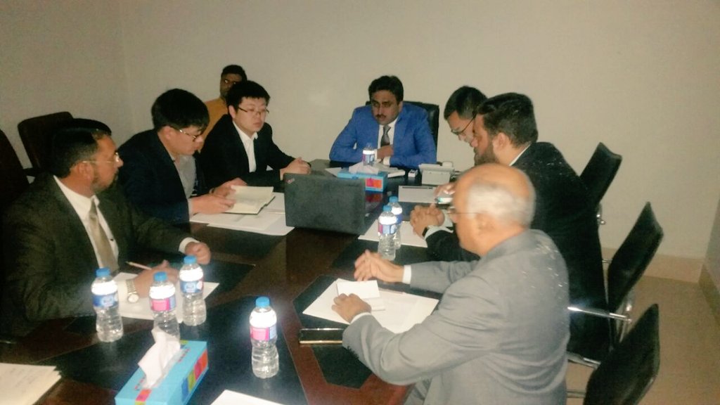 JamKhanShoroPPP's tweet photo. Meeting with Chinese delegation + Interactive Group Team arranged by Sindh Board of Investment ,presided by Minister #LG Mr. @jamkhanshoro . https://t.co/m5qUIIPzDK