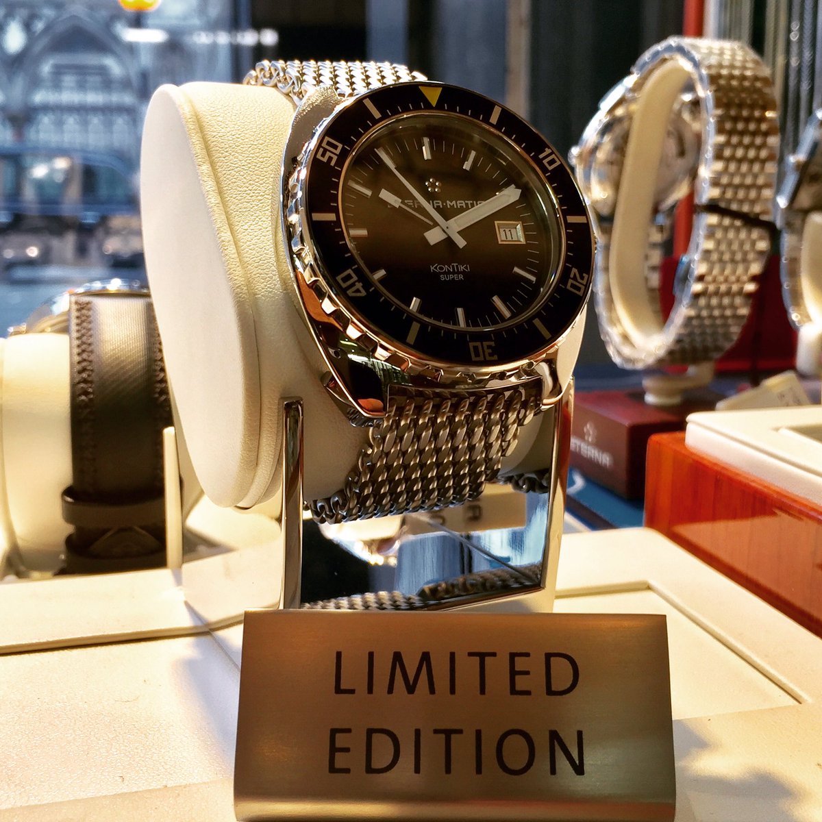 AlsalWatches's tweet photo. Limited edition Eterna Super Kontiki available in store! #swiss #eterna #eternamatic #watches #watch #london #limitededtion @EternaWatches https://t.co/s64LMan2FO