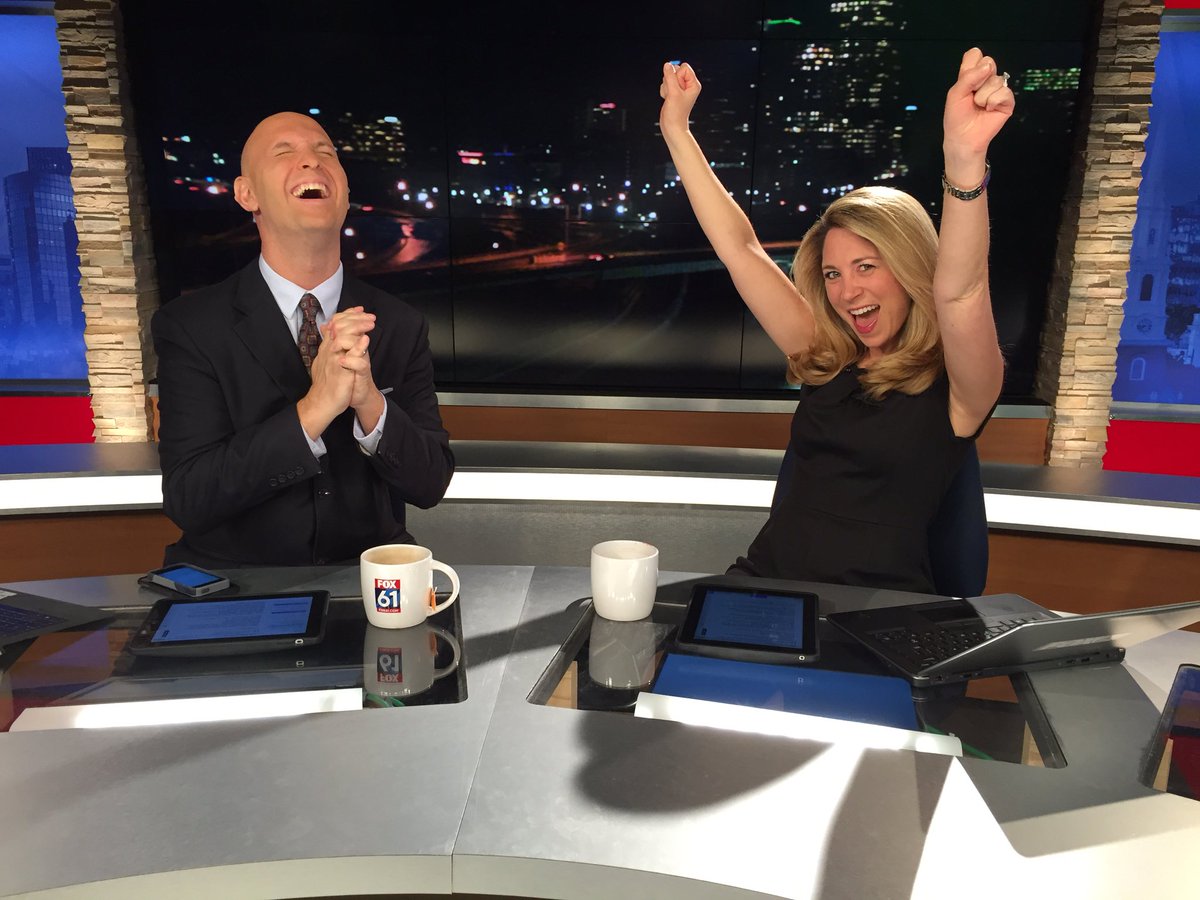 amandaraus's tweet photo. It's FriYAY!!  Are you as excited for the weekend as @TimLammersFox61 and me?  #workingfortheweekend https://t.co/DxAa5q18BT