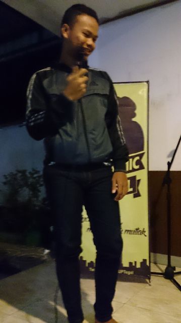 Ada akbar, dr <a href="/Standup_brebes/">StandUpIndoBrebes</a> namanya itu boy. Boboboy